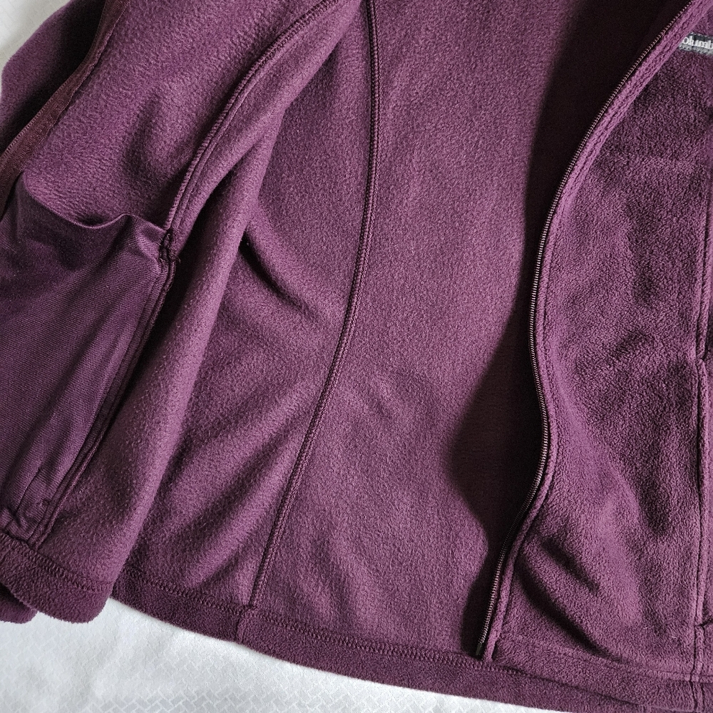 Columbia‎ Jacket - Picture 3 of 8